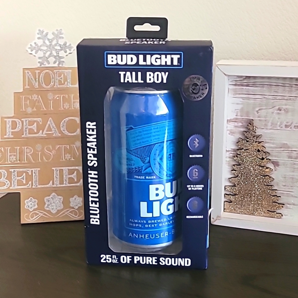 NWT 25 oz Bud Light Bluetooth speaker